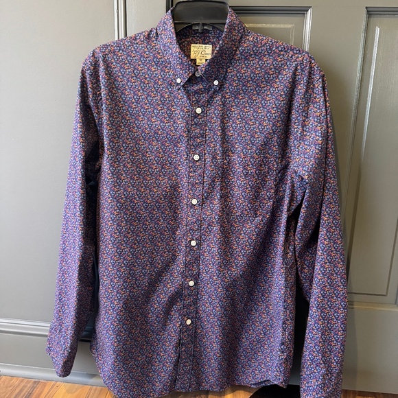 Men’s J. Crew Button Up Shirt (Classic Fit) Medium - Picture 8 of 8